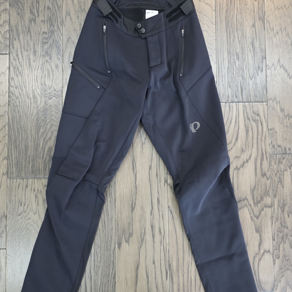 Pearl Izumi Women's Black Cargo Pants